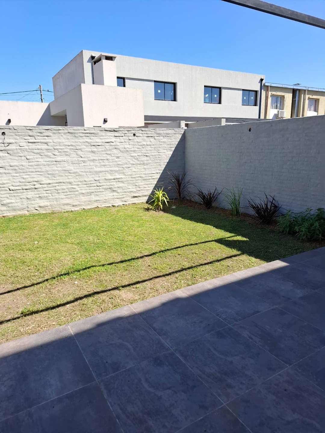 Venta duplex 3 dormitorios Tierra Nueva Fisherton