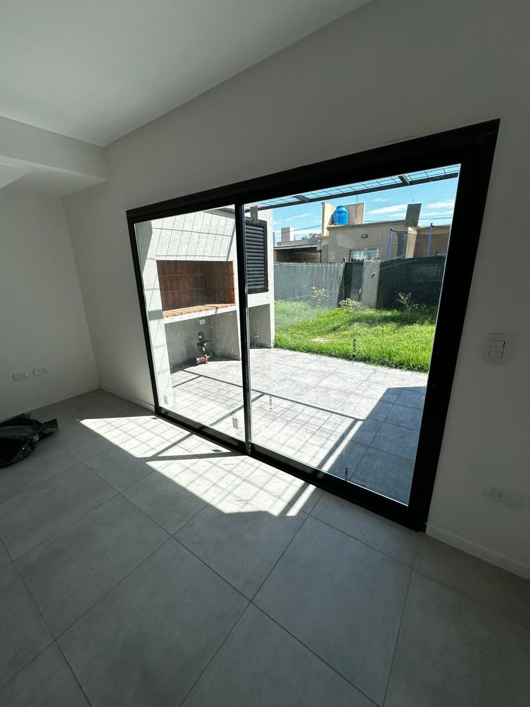 Venta duplex 3 dormitorios Tierra Nueva Fisherton