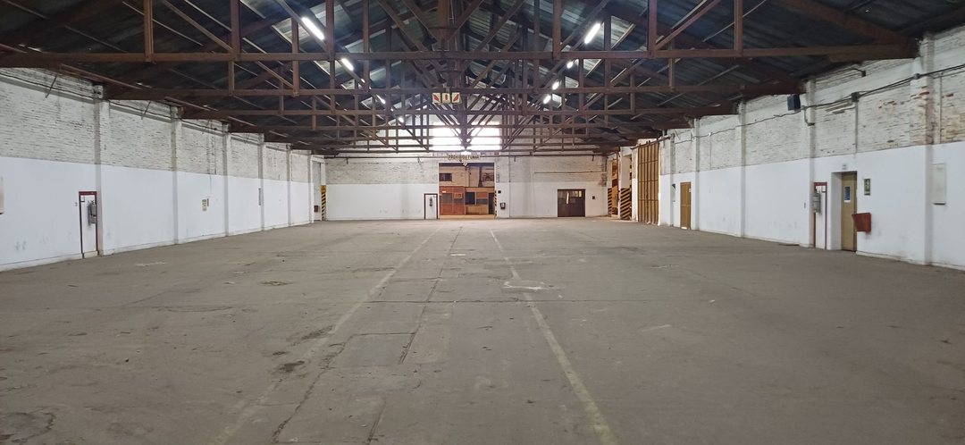 Galpon en Alquiler 950m2 por Av. JJ Rolon