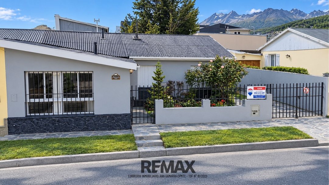 CASA + TERRENO CON POTENCIAL CONSTRUCTIVO