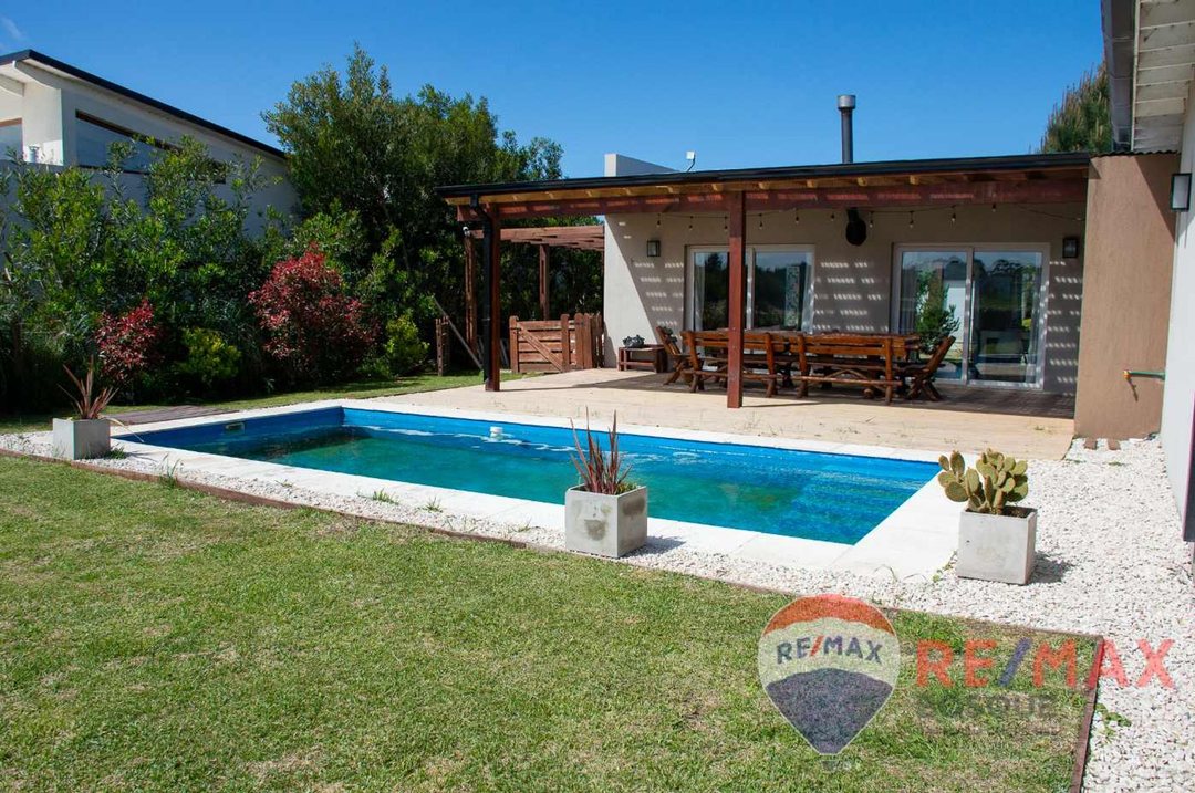 CASA EN ALQUILER EN COSTA ESMERALDA. VERANO 2026