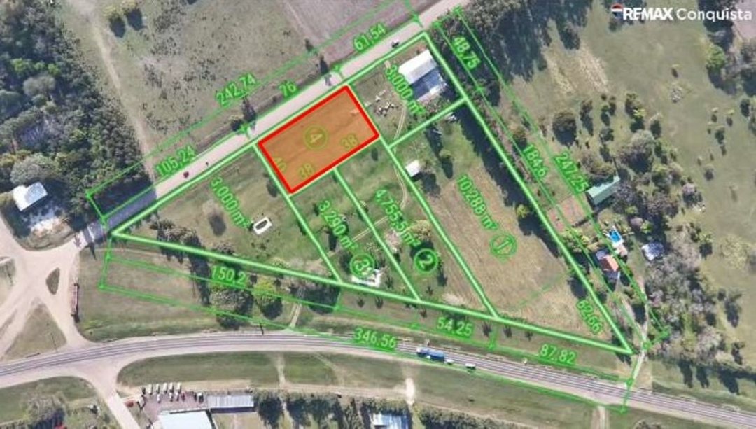 SE VENDE AMPLIO TERRENO EN AVELLANEDA