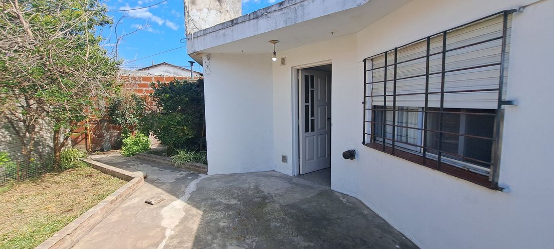 VENTA PH 3 AMBIENTES EZPELETA