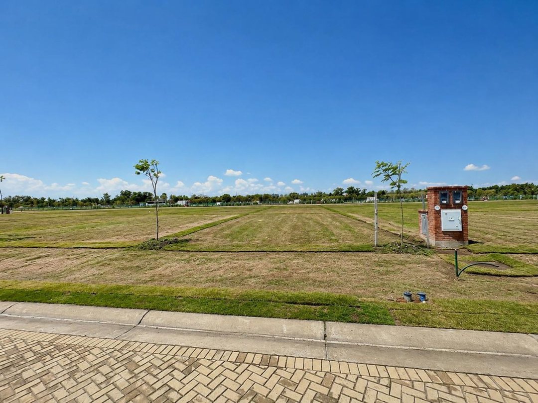 Venta lote interno barrio Orillas Puertos del lago
