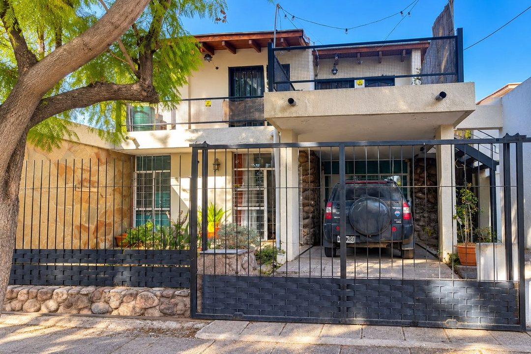Alquiler de casa Barrio Supe, Lautaro Godoy Cruz