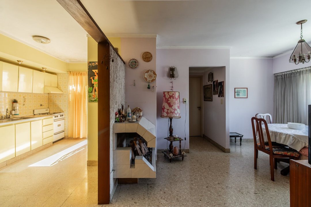 VENTA DOS AMB CON PATIO SIN EXPENSAS P. AVELLANEDA