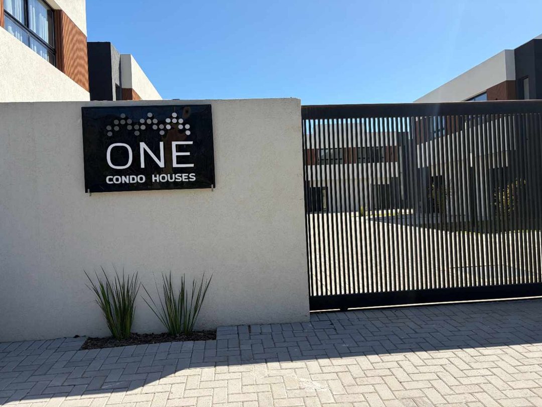 Alquiler dúplex 4 amb -complejo One Condo House
