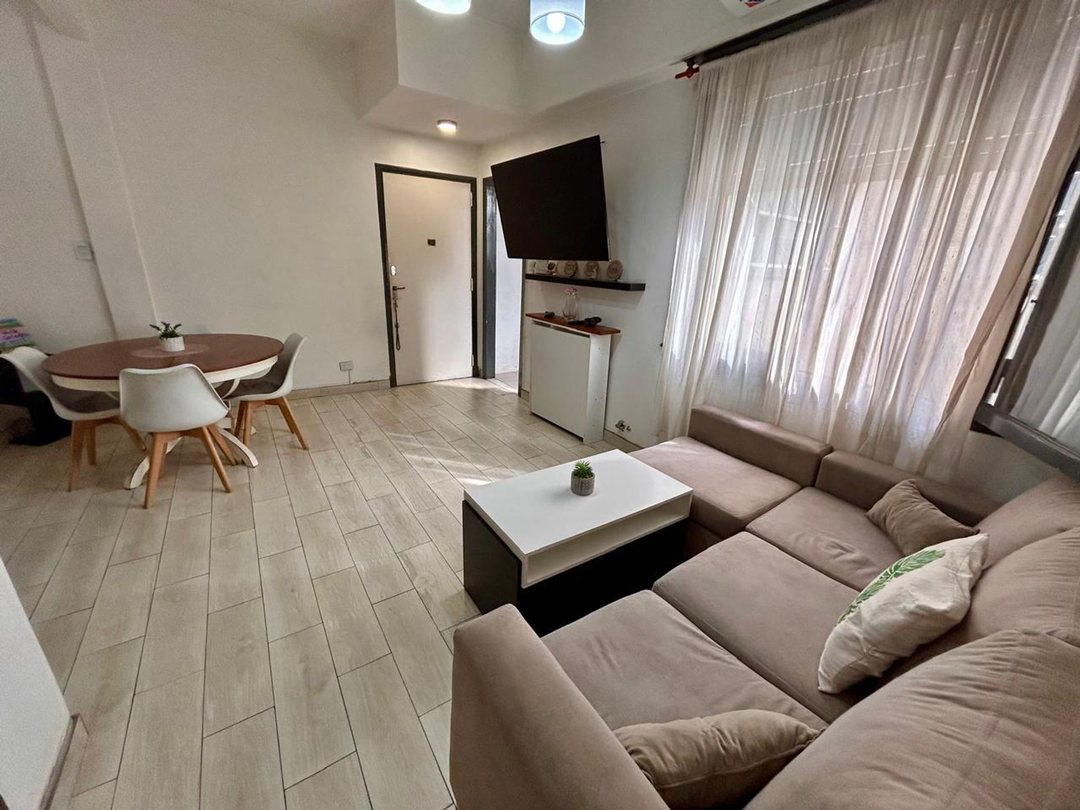 VENTA DEPTO 3 AMBIENTES PARQUE PARRILLA VERSALLES