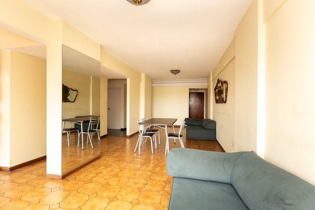 VENTA DPTO 4 AMB EN RAMOS MEJIA C/COCHERA -PERMUTA