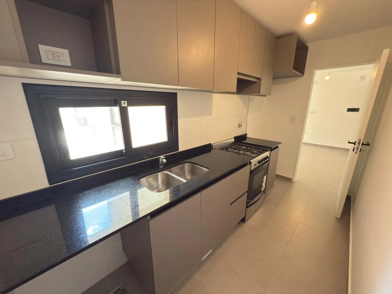 Amplio departamento en alquiler
