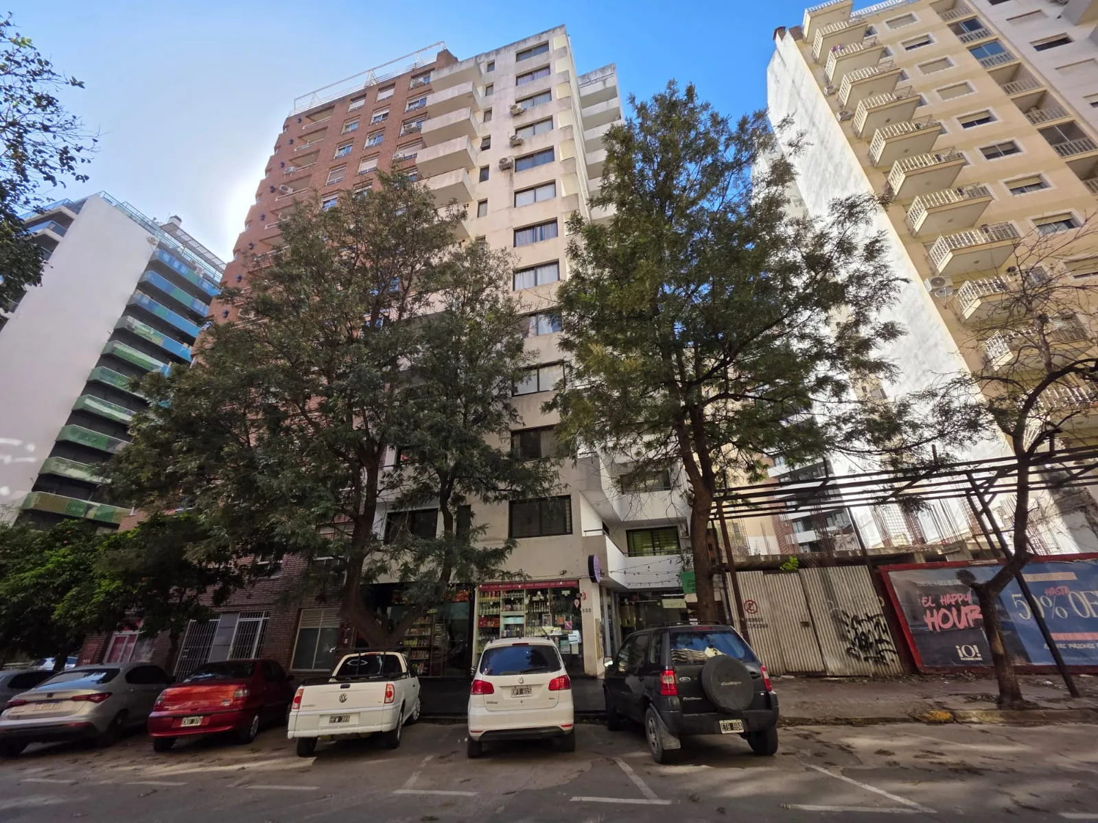 DEPARTAMENTO UN DORMITORIO AMPLIO CON BALCON