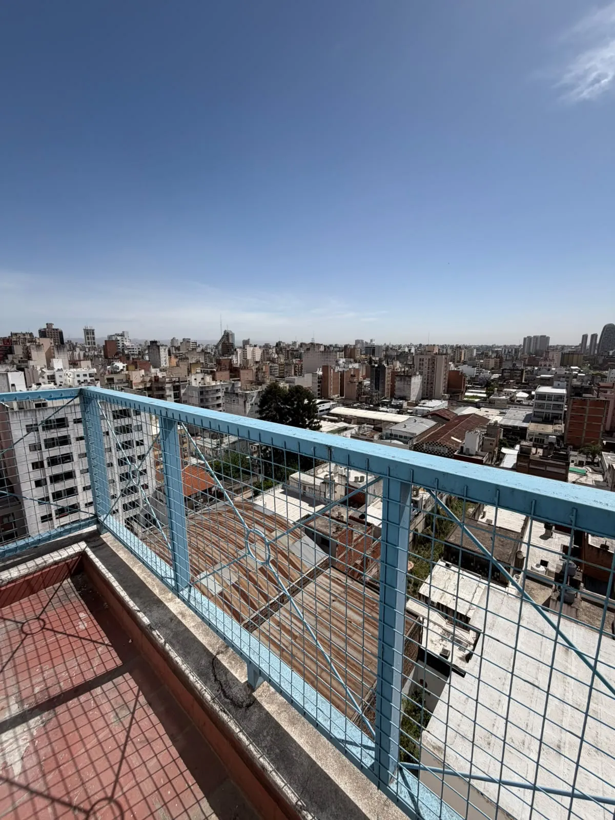 Bv Illia 570: Monoambiente- Balcon