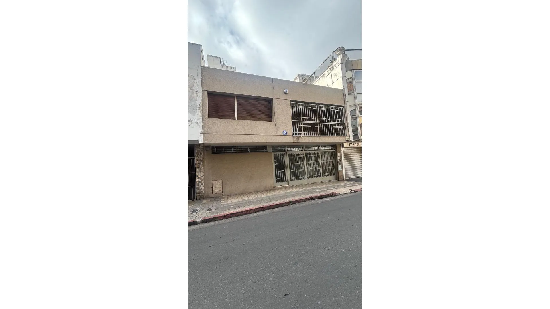 Casa en Zona Tribunales 1 - 3 Dorm. 3 Baños