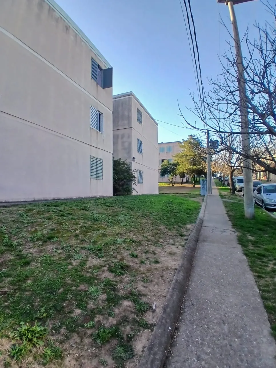 Departamento de 3 dormitorios con cochera en alquiler