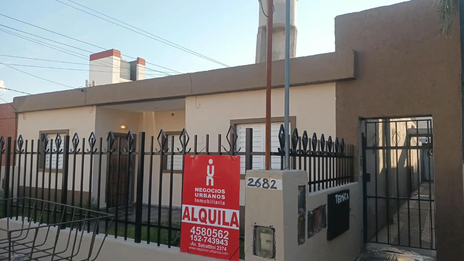 ALQUILER Bº JOSE HERNANDEZ MATANZA 2682 1 DORMITORIO + JARDIN + PATIO