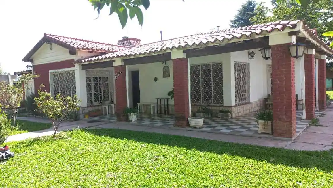 Casa a la venta en Bialet Masse. (C245)