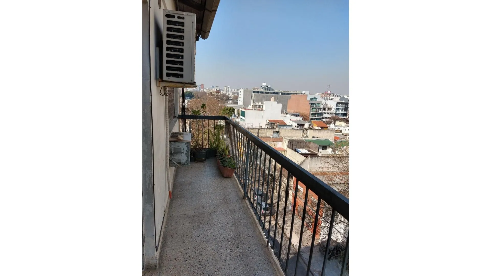 TRES AMBIENTES FRENTE-BALCON EXC. ZONA