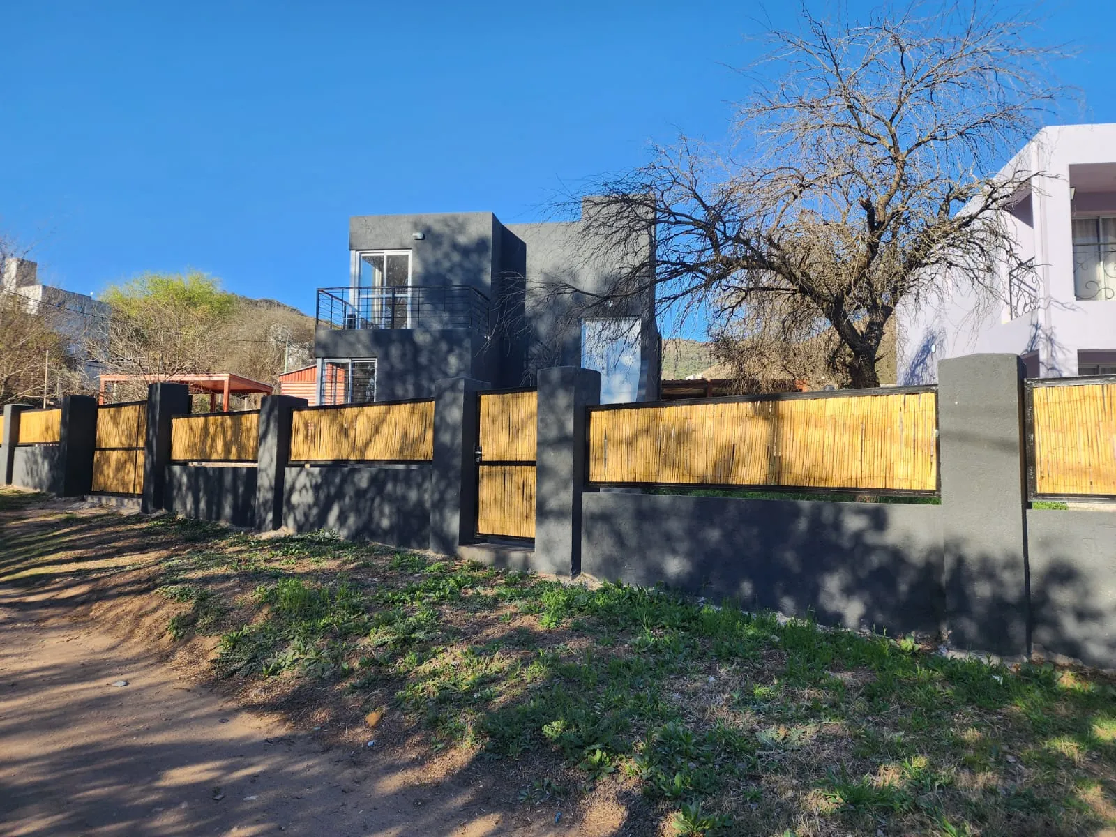 Casa a la venta en Comuna de San Roque. (C414)