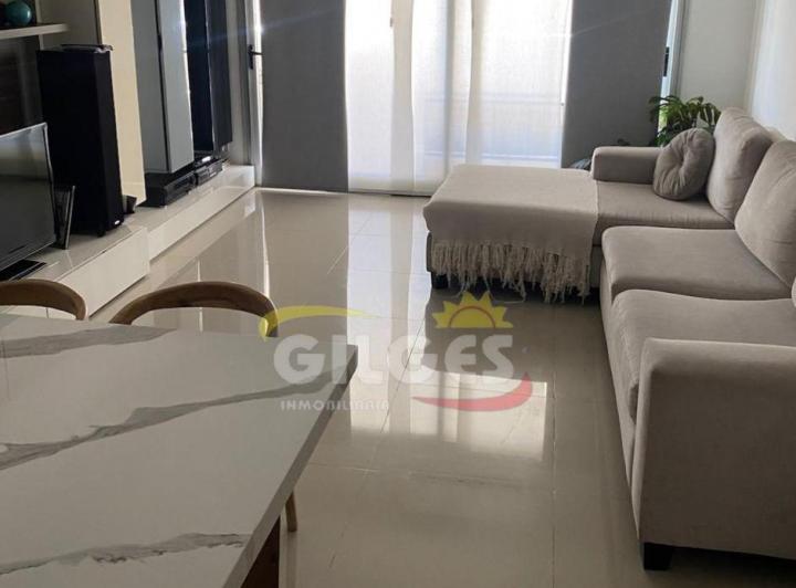 Departamento · 92m² · 4 Ambientes · 1 Cochera