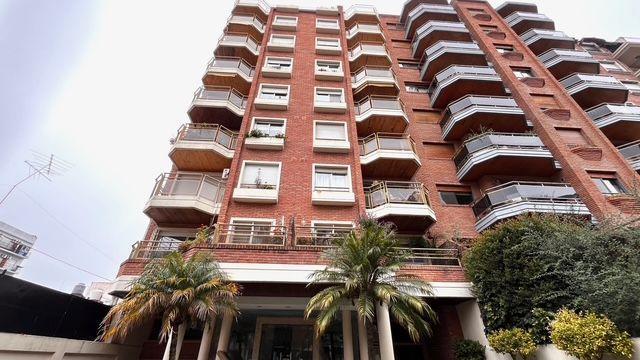 Departamento · 70m² · 3 Ambientes · 1 Cochera