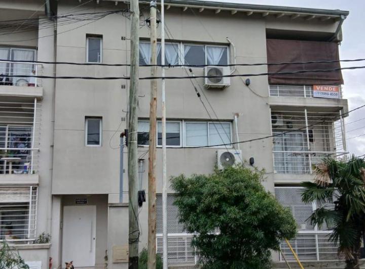 Departamento · 69m² · 4 Ambientes · 1 Cochera