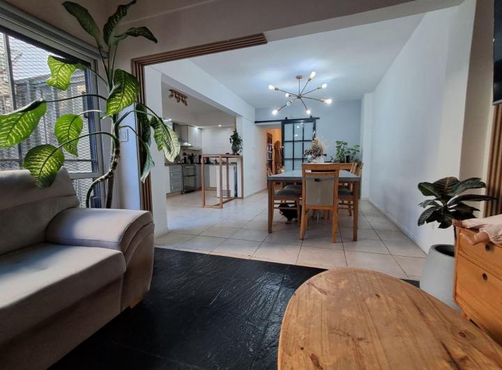 Departamento · 82m² · 4 Ambientes · 1 Cochera