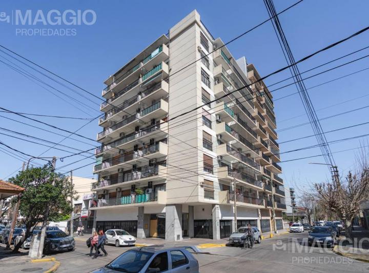 Departamento · 100m² · 4 Ambientes · 1 Cochera