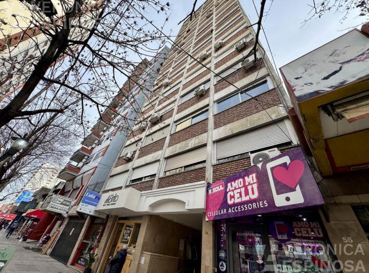 Departamento · 77m² · 4 Ambientes · 1 Cochera