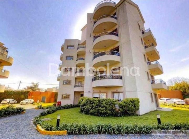 Departamento · 40m² · 2 Ambientes · 1 Cochera