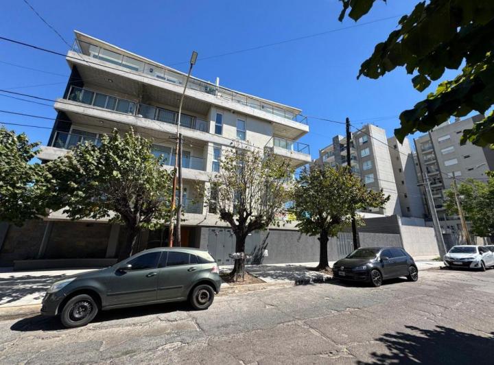 Departamento · 45m² · 2 Ambientes · 1 Cochera