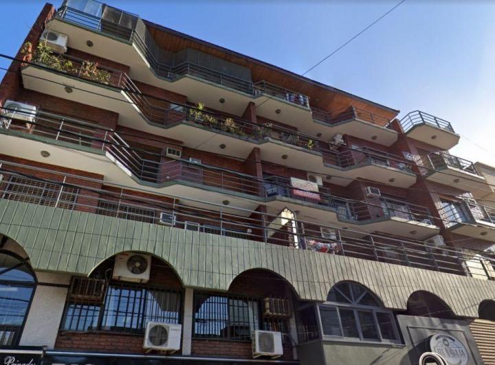 Departamento · 42m² · 2 Ambientes · 1 Cochera