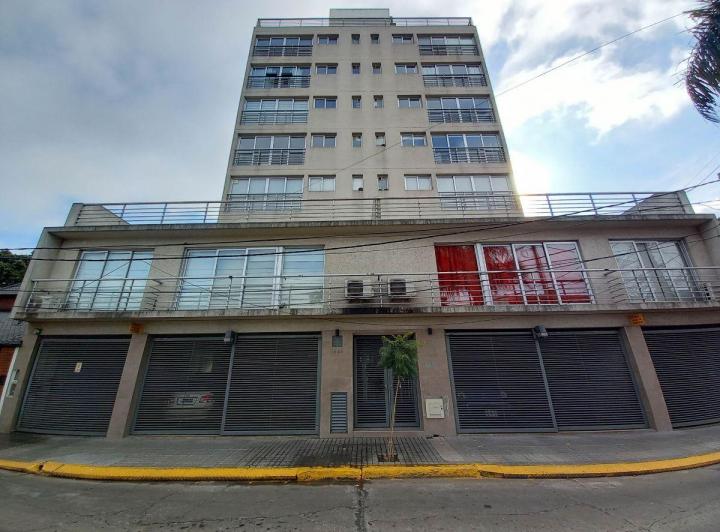 Departamento · 49m² · 2 Ambientes · 1 Cochera