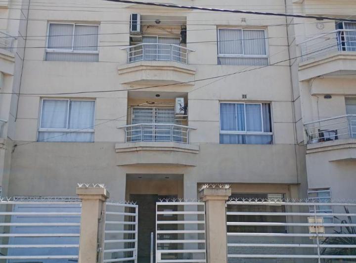 Departamento · 42m² · 2 Ambientes · 1 Cochera