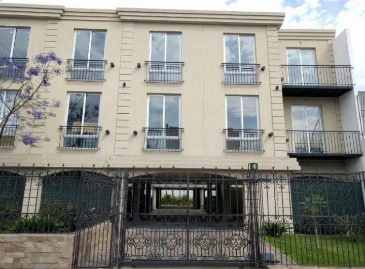 Departamento · 40m² · 2 Ambientes · 1 Cochera