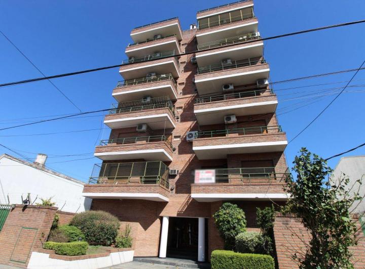 Departamento · 65m² · 3 Ambientes · 1 Cochera
