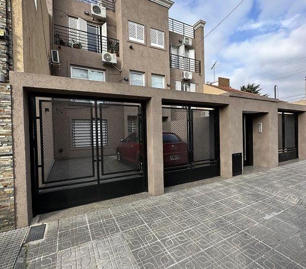 Departamento · 51m² · 3 Ambientes · 1 Cochera