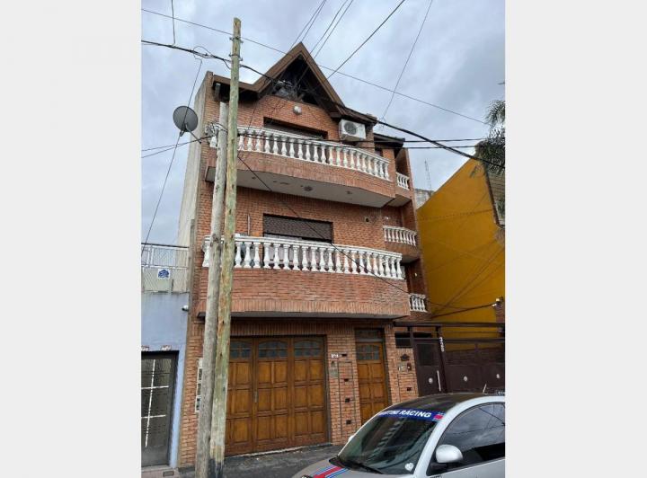 Departamento · 95m² · 5 Ambientes