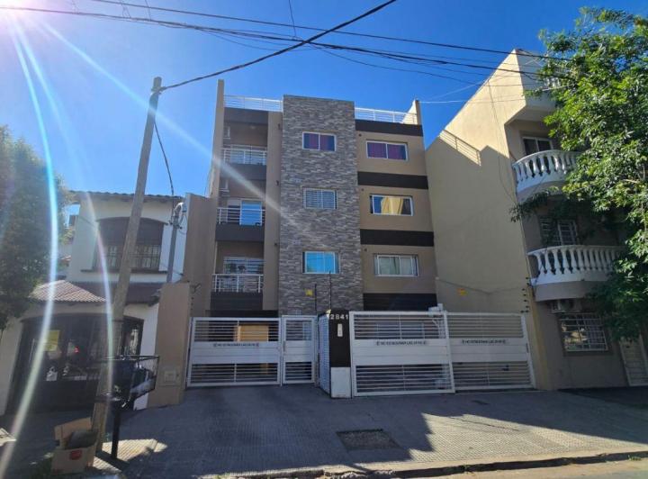 Departamento · 52m² · 2 Ambientes · 1 Cochera