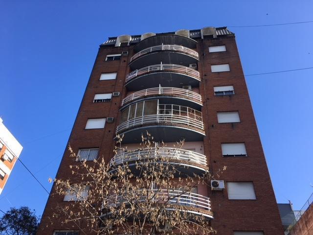 Departamento · 45m² · 2 Ambientes · 1 Cochera