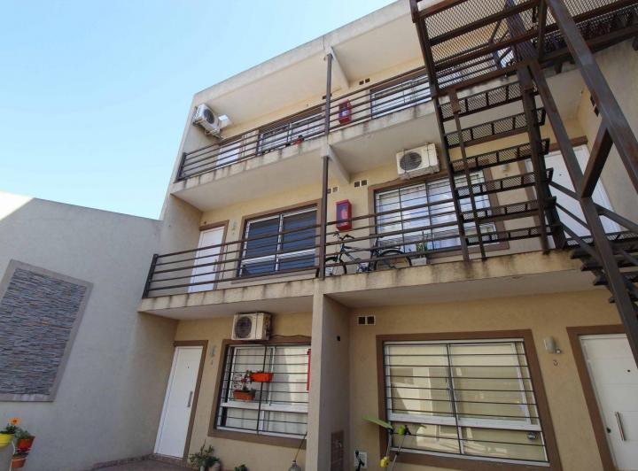 Departamento · 45m² · 3 Ambientes · 1 Cochera