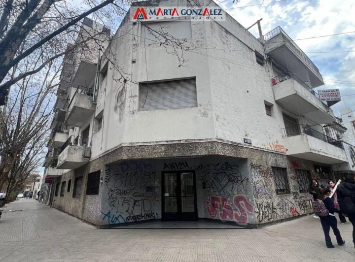 Departamento · 50m² · 3 Ambientes · 1 Cochera
