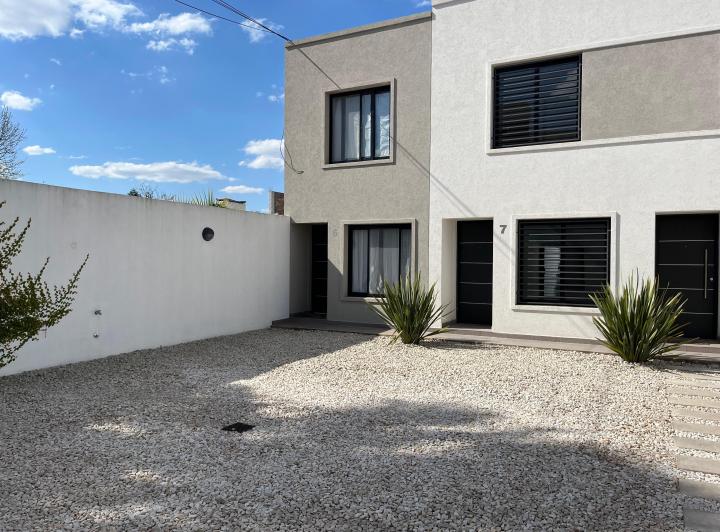 Departamento · 80m² · 3 Ambientes · 1 Cochera