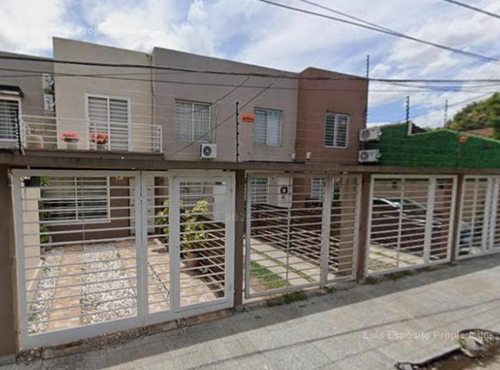 Departamento · 70m² · 4 Ambientes · 1 Cochera
