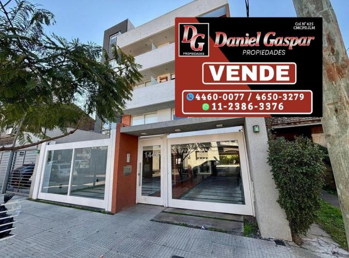 Departamento · 40m² · 2 Ambientes · 1 Cochera