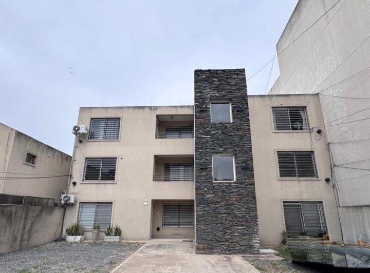 Departamento · 43m² · 2 Ambientes · 1 Cochera