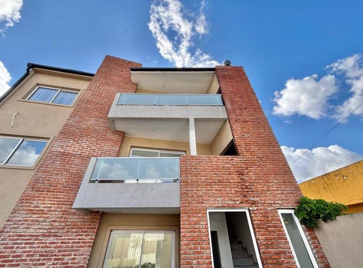 Departamento · 68m² · 3 Ambientes · 1 Cochera