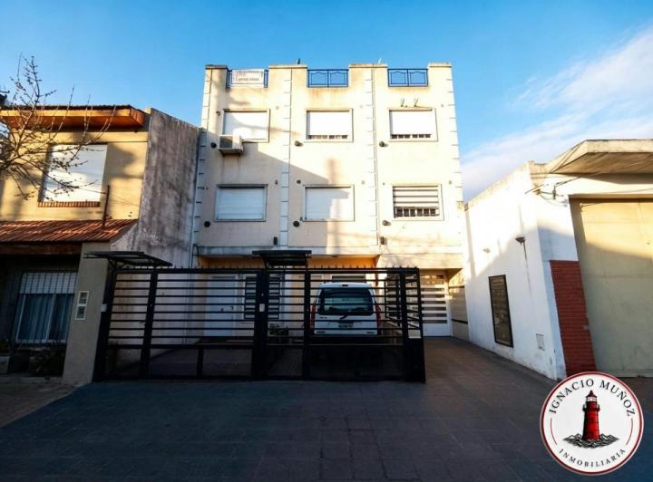 Departamento · 32m² · 2 Ambientes · 1 Cochera