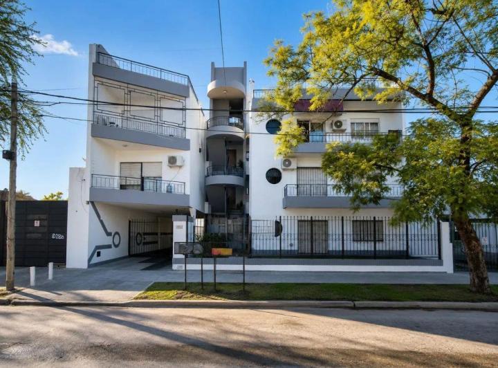 Departamento · 32m² · 2 Ambientes · 1 Cochera