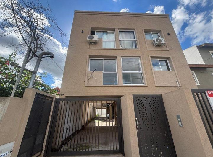 Departamento · 38m² · 2 Ambientes · 1 Cochera