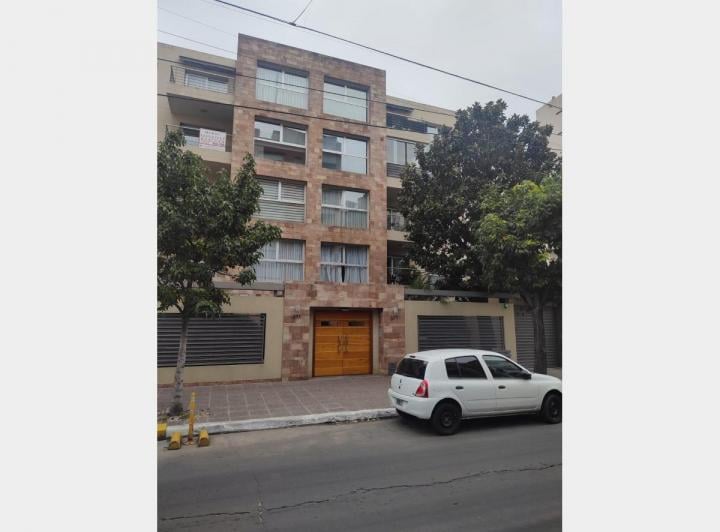Departamento · 123m² · 4 Ambientes · 2 Cocheras